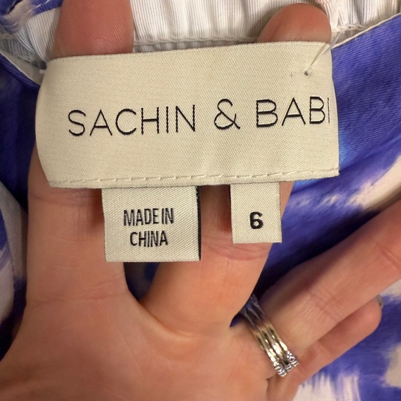 Sachin & Babi Blue Floral Print Square Neck Midi Dress Ruffle Hem And Slit 6 - Picture 3 of 8